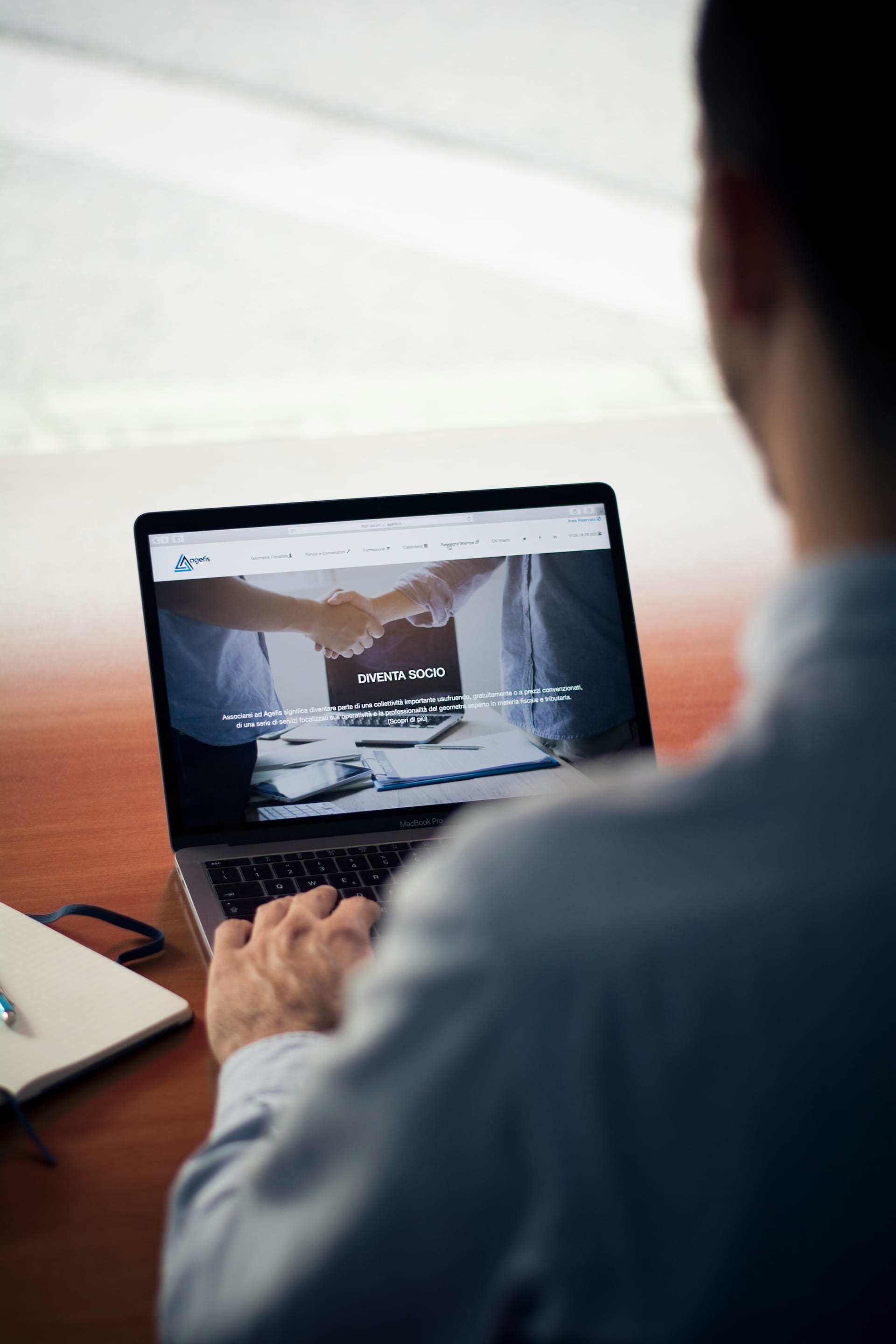 Mobile app development and cross-platform frameworks